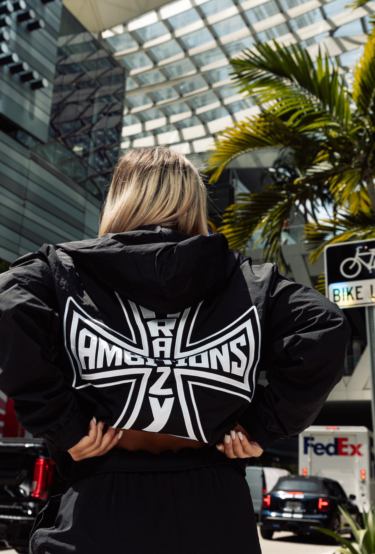 Summer Essential Nylon Jacket Black-thumbmail-3